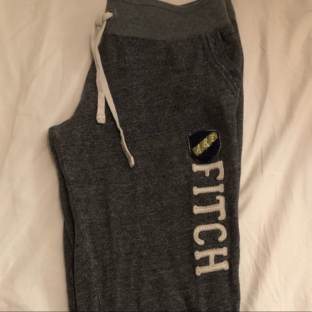 Sweatpants/ joggers